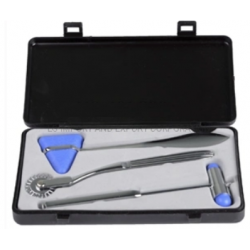 Estuche con 3 martillo...